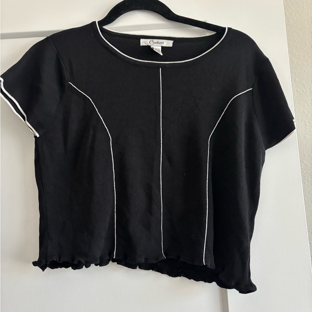 Elegant Black Crop Top with White Stitching
